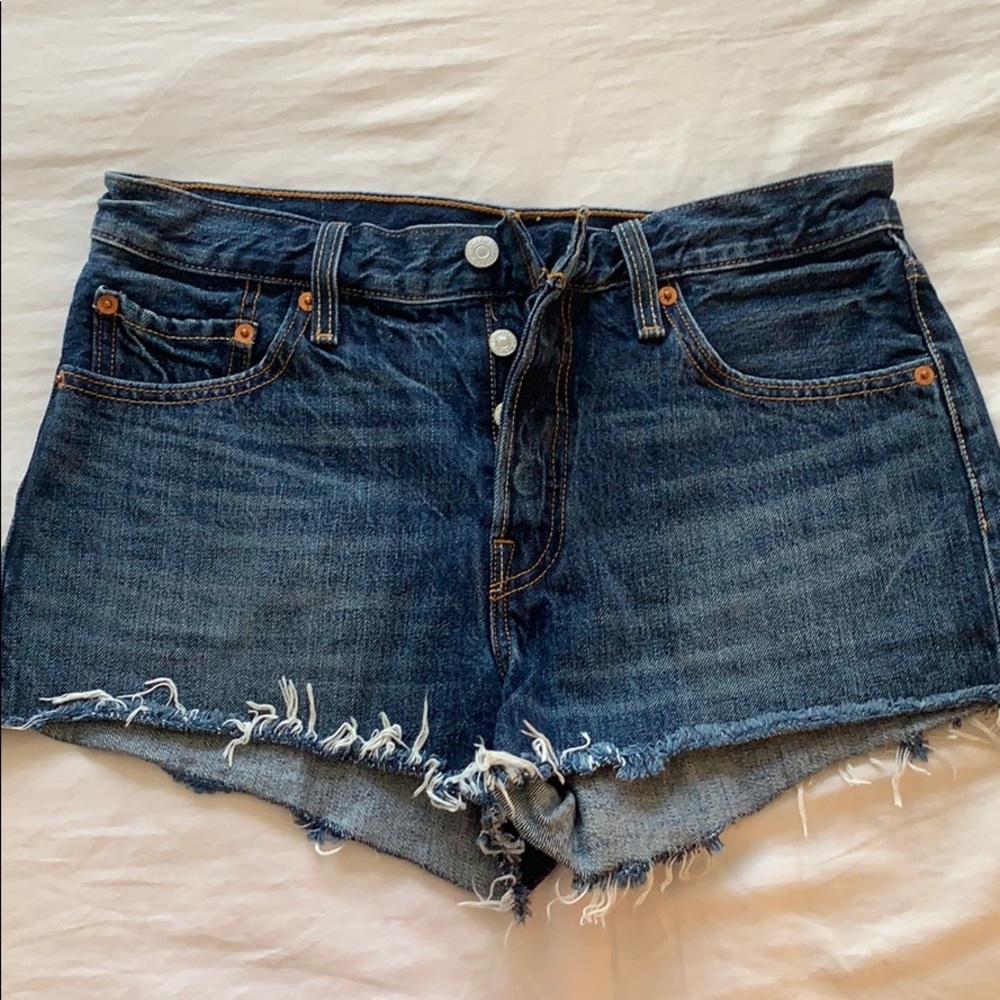 Levi dark denim shorts